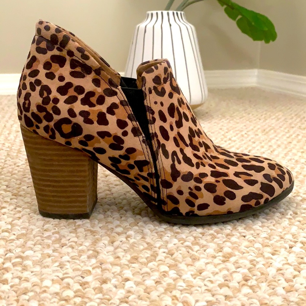 Animal print bootie. Super comfortable!!!!!